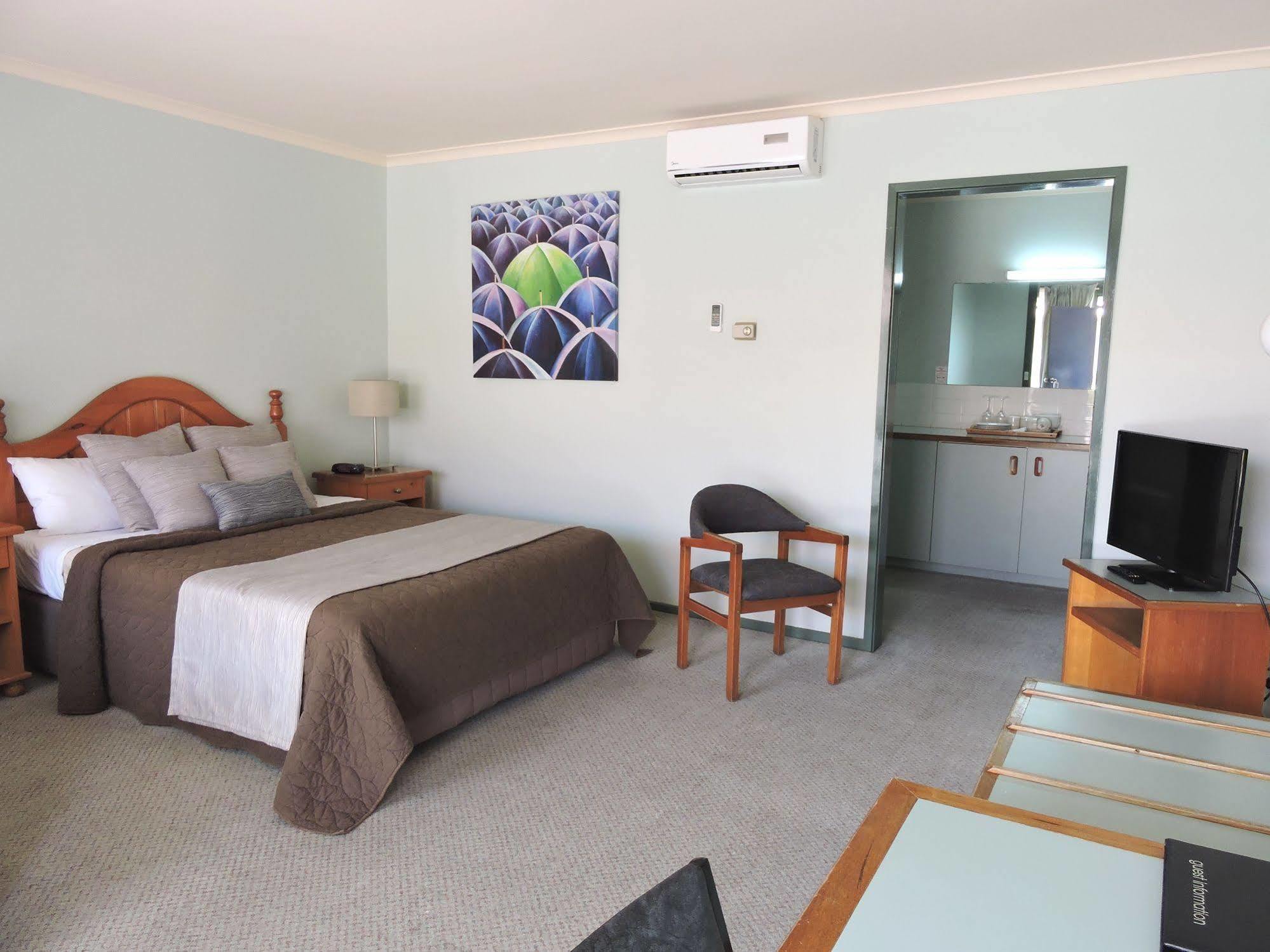 Melaleuca Motel Портленд Экстерьер фото