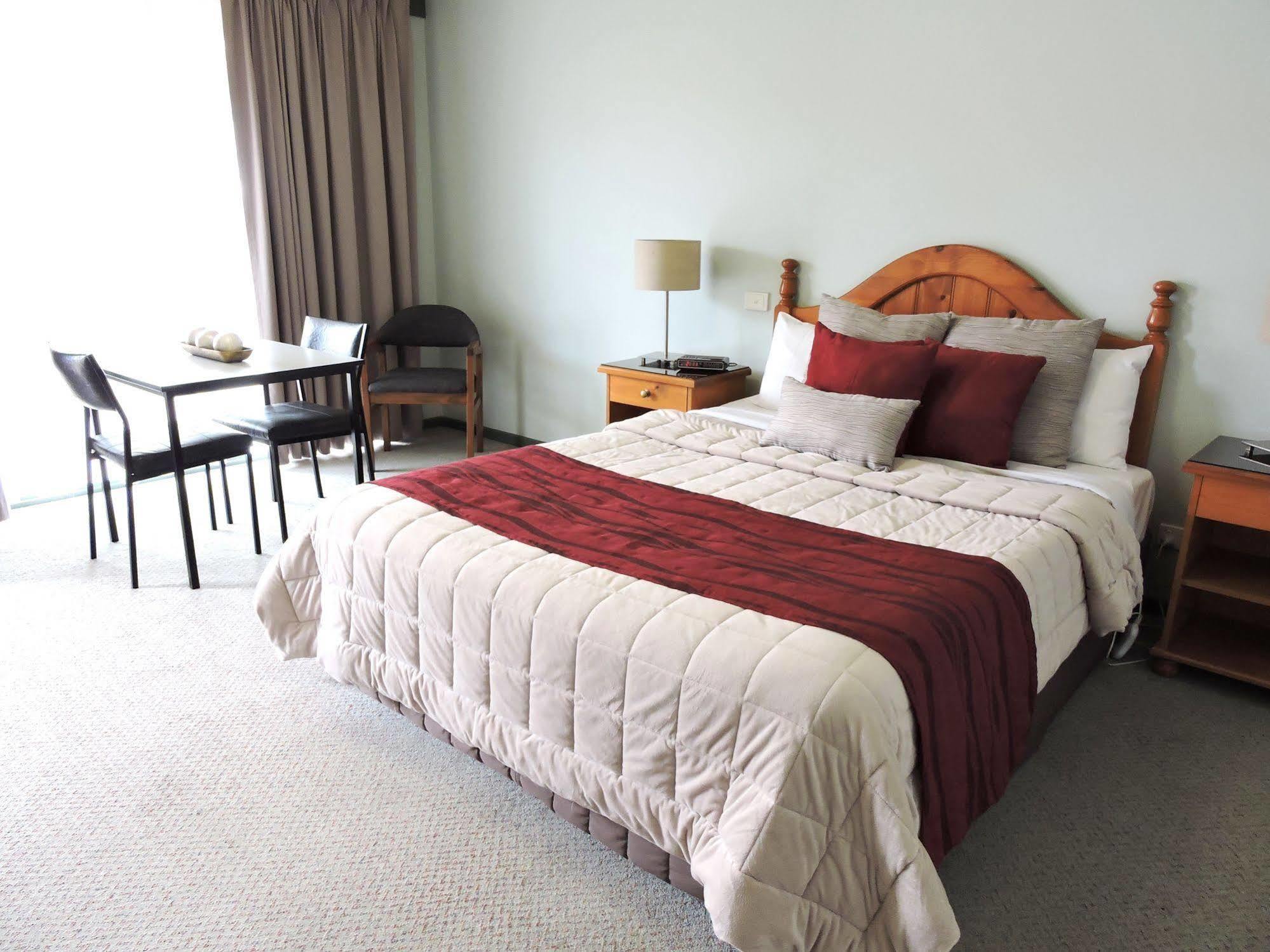 Melaleuca Motel Портленд Экстерьер фото