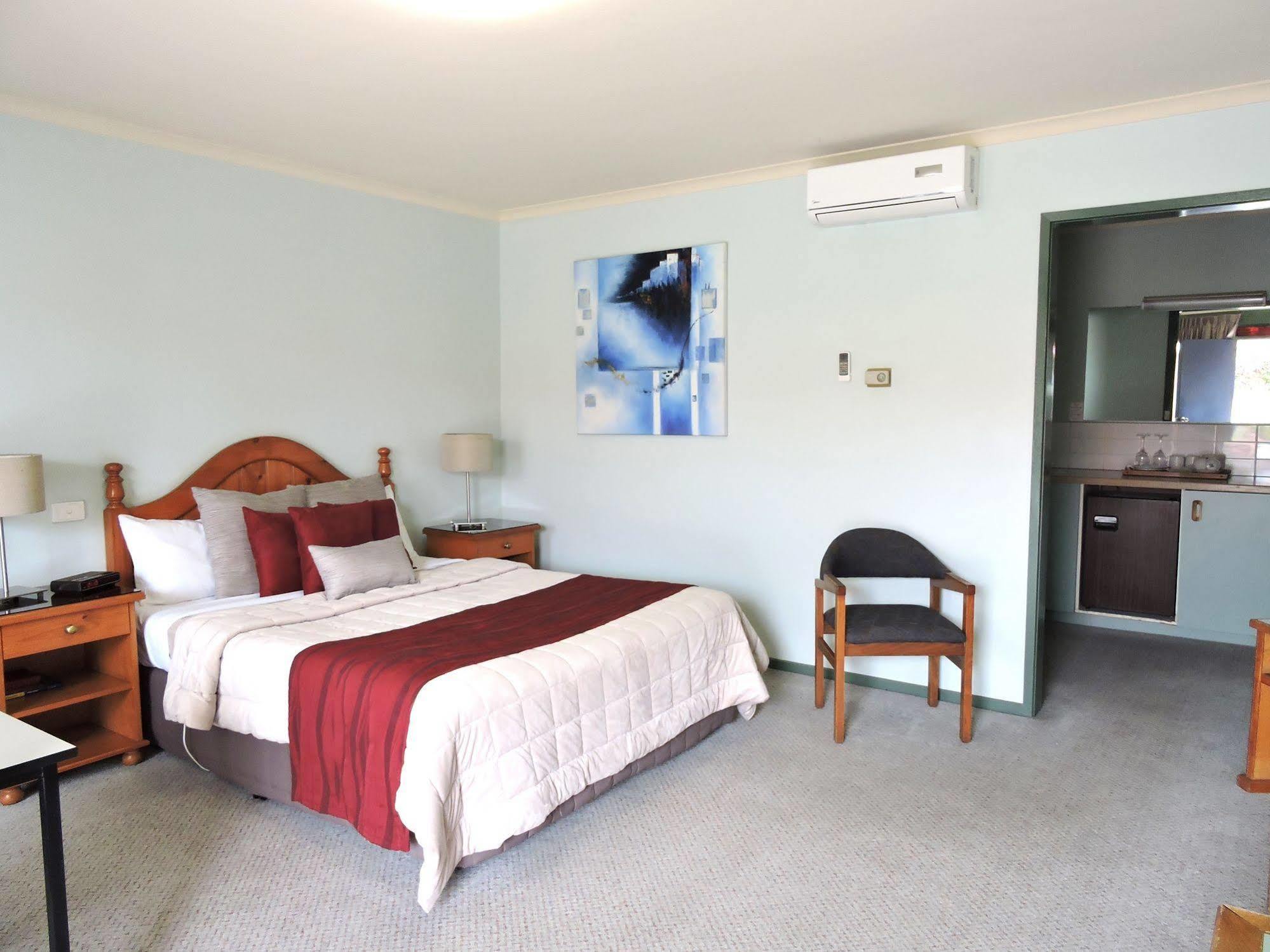 Melaleuca Motel Портленд Экстерьер фото